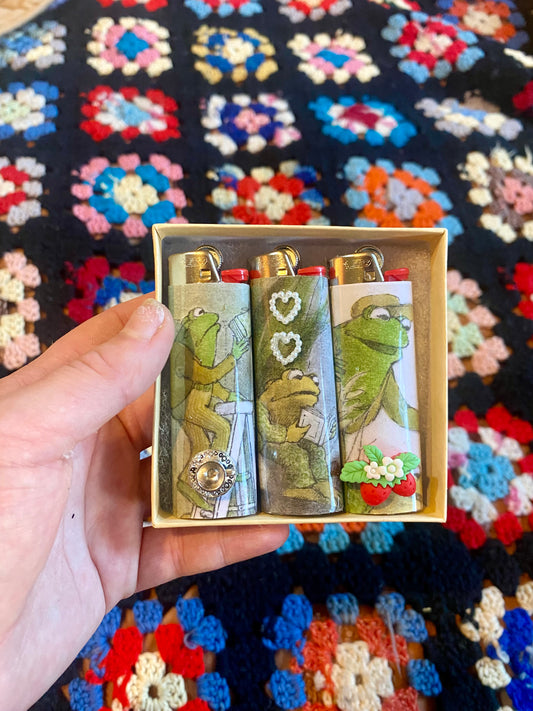 Frog And Toad Custom Lighter Set, Pack Of  Three Novelty Nostalgic Lighters