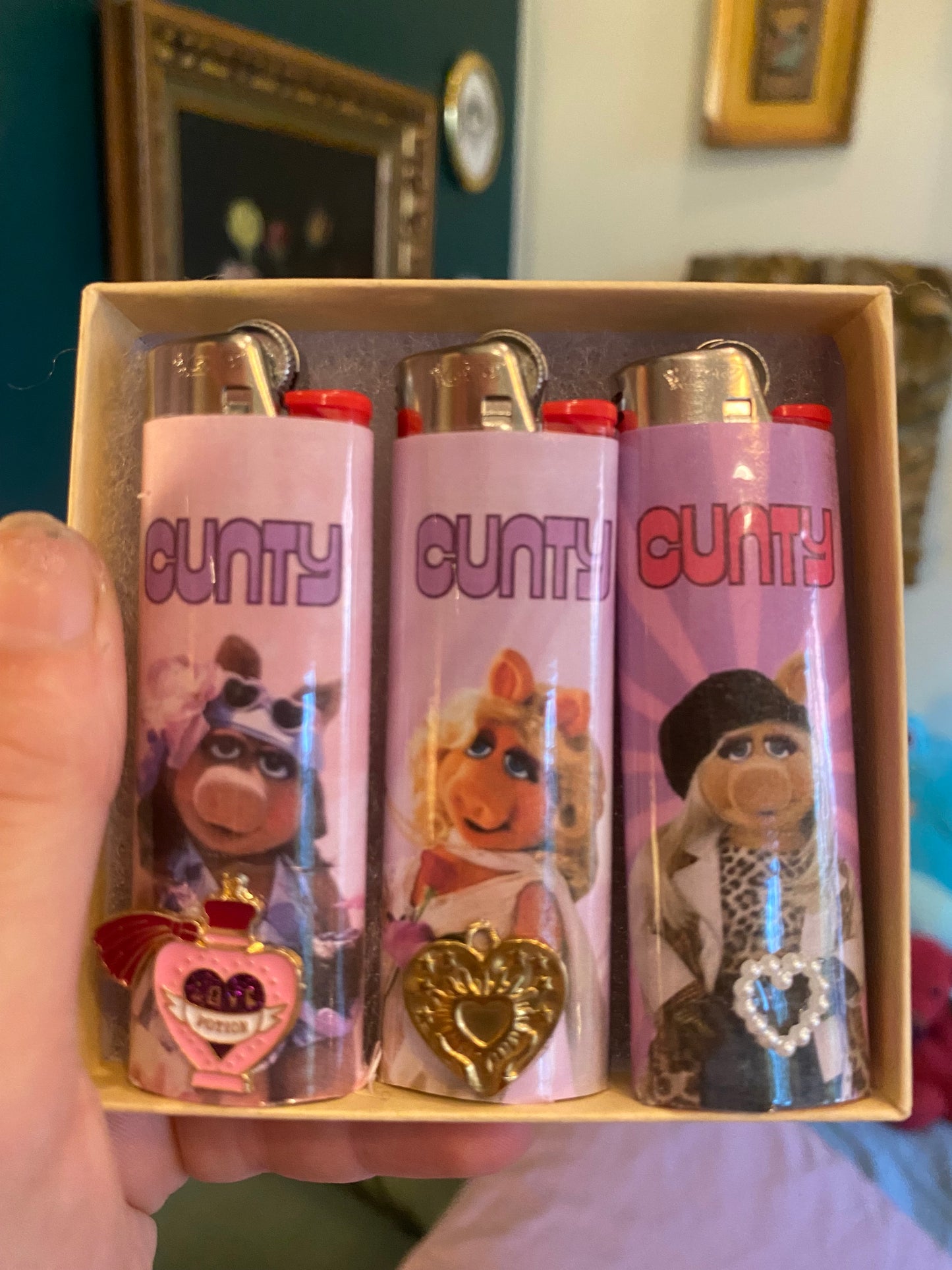 Miss piggy lighter set