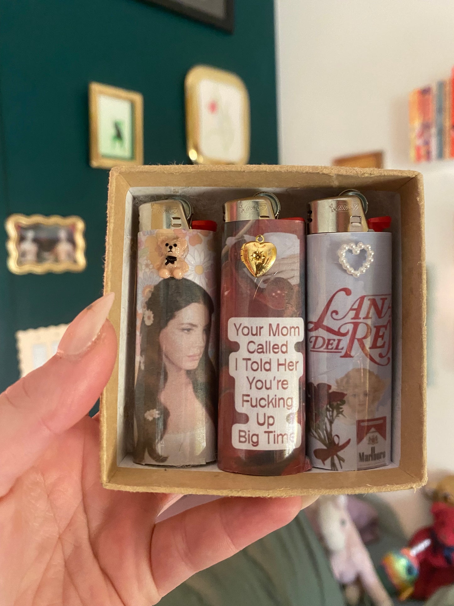 Lana Lighter Set Of Three Bic Lighters Nostalgic Gifts